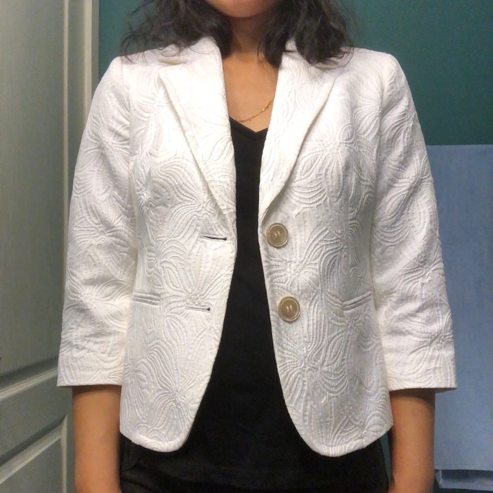 Talbots white floral pattern blazer size 4P